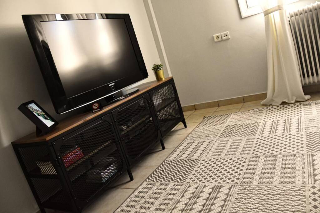 Apartment Life #3